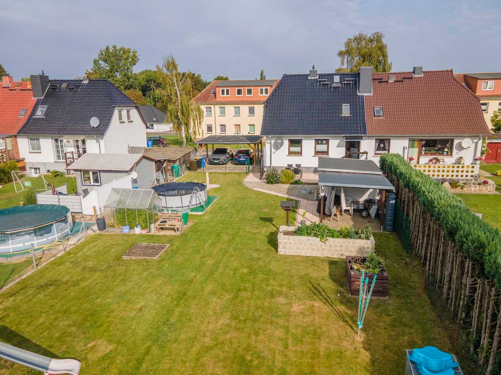 Gepflegte Doppelhaushälfte in Altenpleen