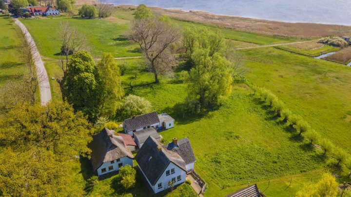 Hiddensee - Fischerhaus mit Geschichte mit großem Grundstück