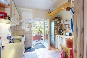 Haupthaus_links_Küche_1