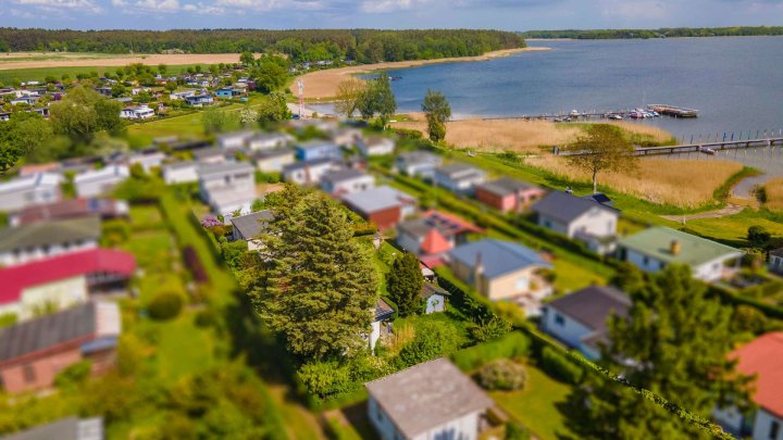 Idyllischer Ferienbungalow in Drigge auf Rügen