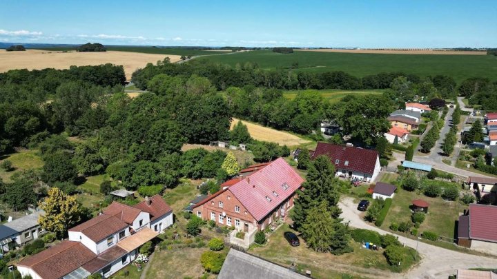 Mehrfamilienhaus (Doppelhaushälfte) – Kapitalanlage mit stabilen Mieteinnahmen